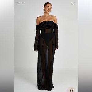 LAST CHANCE 💥MESHKI IVANNA BLACK MAXI DRESS